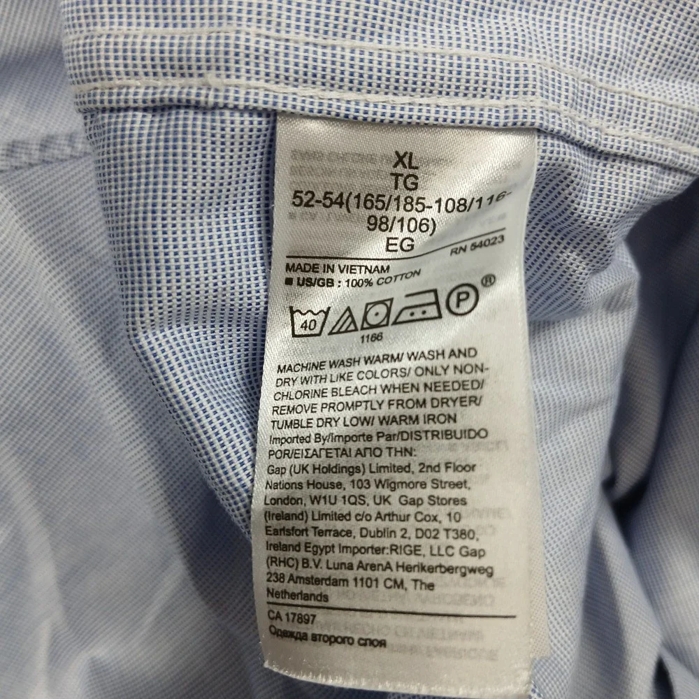 Banana Republic Dress Shirt Men's XL Blue‎ Standard Fit Non-Iron Cotton